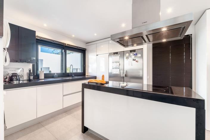 Image No.8-Villa de 4 chambres à vendre à Fuengirola