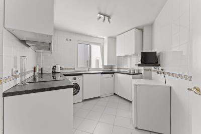 10-75bef5f12e72a6d65f05a48dacffbe42