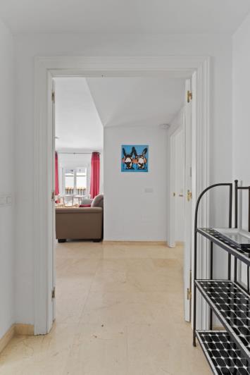 Image No.12-3 Bed Apartment for sale