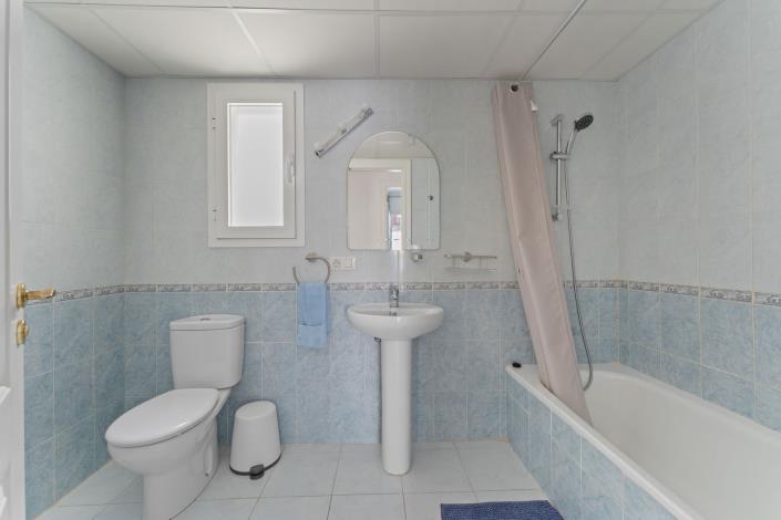 Image No.15-3 Bed Apartment for sale