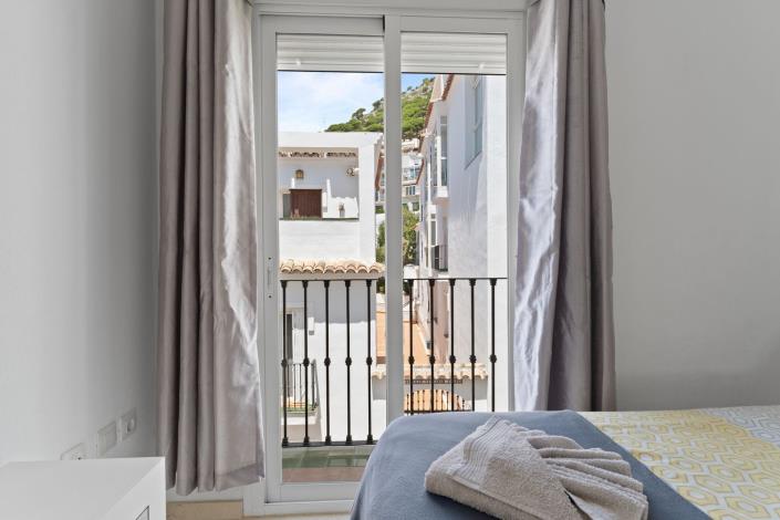 Image No.18-3 Bed Apartment for sale