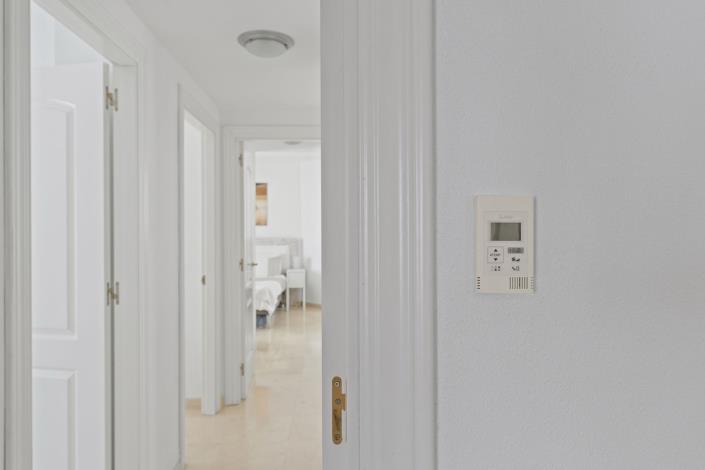 Image No.24-3 Bed Apartment for sale