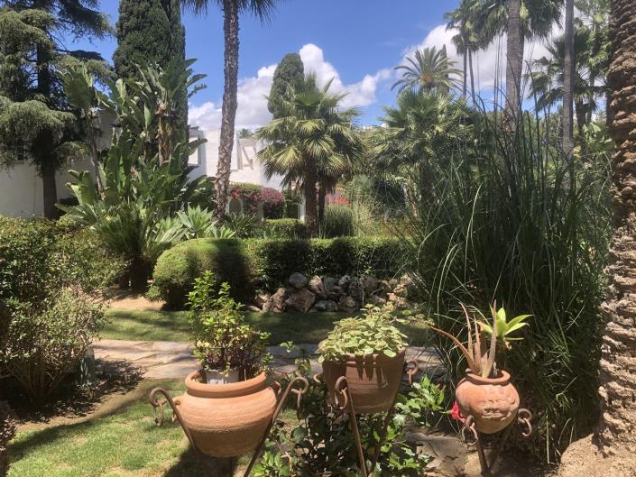 Image No.10-4 Bed Townhouse for sale