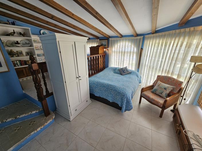 Image No.12-5 Bed Villa / Detached for sale