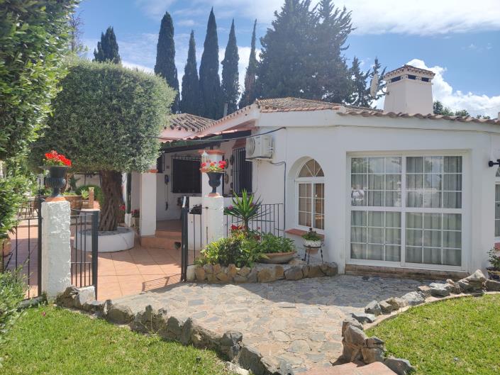 Image No.25-5 Bed Villa / Detached for sale