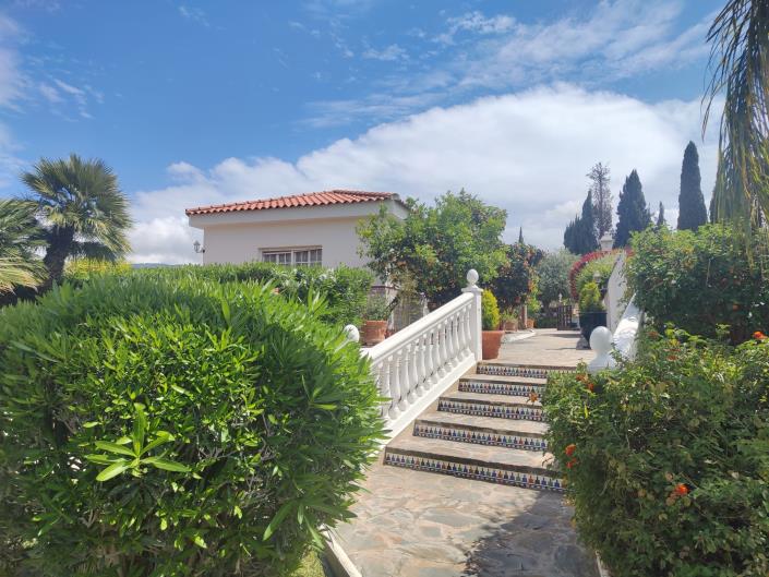 Image No.41-5 Bed Villa / Detached for sale