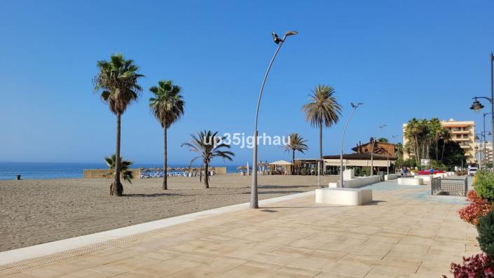 Image No.1-Appartement de 2 chambres à vendre à Estepona