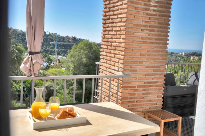 Image No.11-3 Bed Apartment for sale