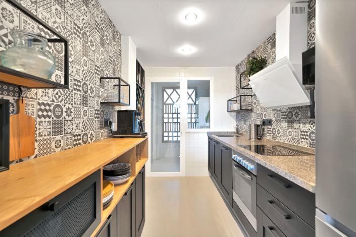 Image No.15-3 Bed Apartment for sale