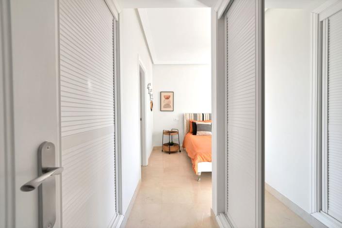 Image No.18-3 Bed Apartment for sale