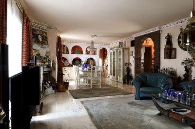 16-ec67b526875bf0124b6ce4328a754439