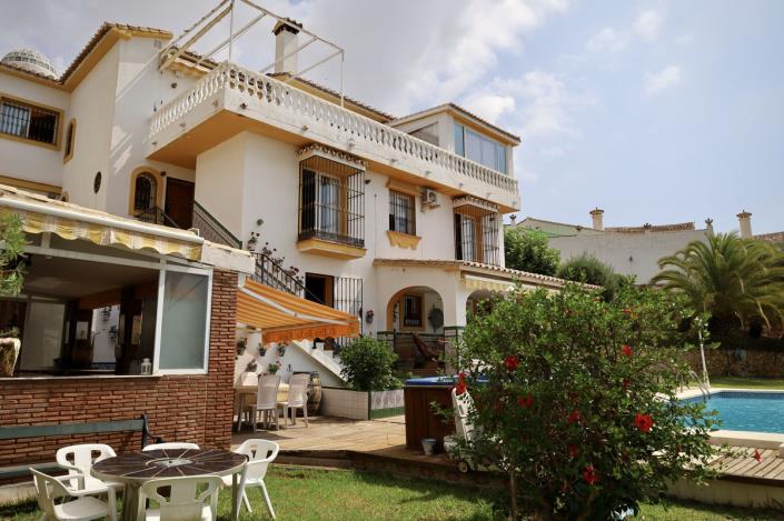 Image No.48-Villa de 4 chambres à vendre à Benalmadena