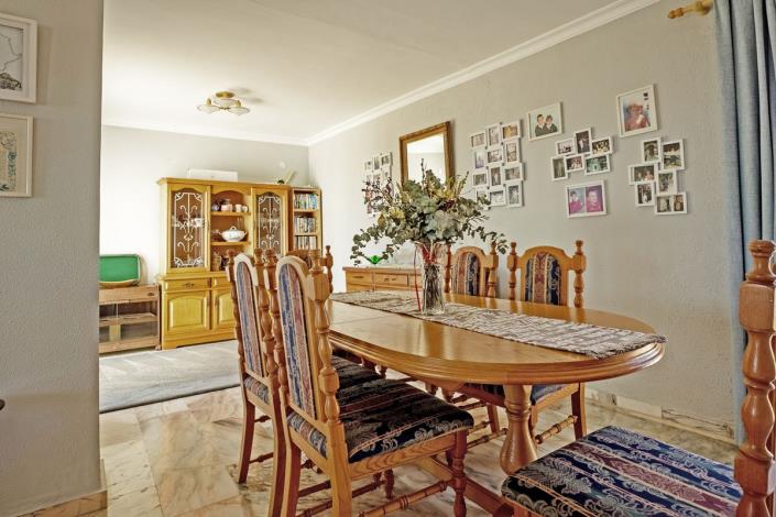 Image No.7-6 Bed Villa / Detached for sale