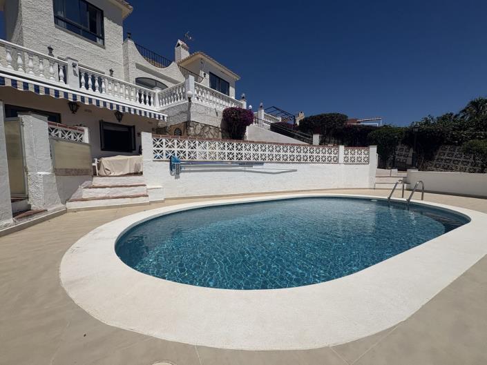 Image No.33-6 Bed Villa / Detached for sale