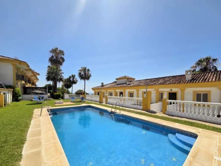 Image No.1-3 Bed Townhouse for sale