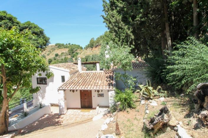 Image No.3-3 Bed Villa / Detached for sale