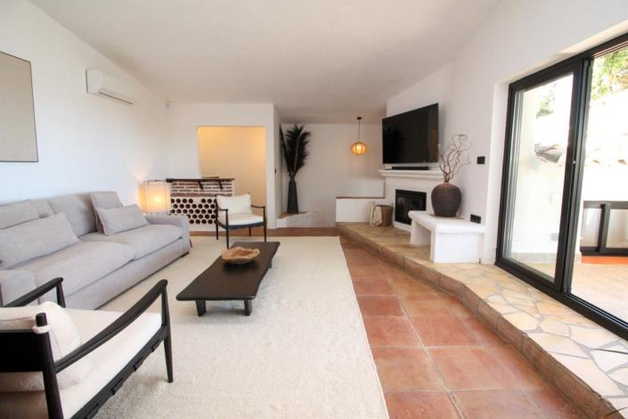 Image No.9-3 Bed Villa / Detached for sale