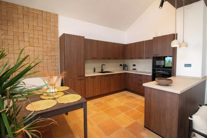 Image No.10-3 Bed Villa / Detached for sale