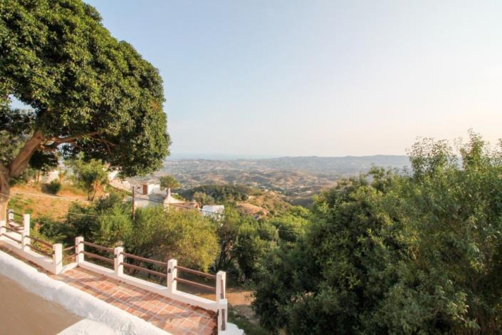 Image No.21-3 Bed Villa / Detached for sale