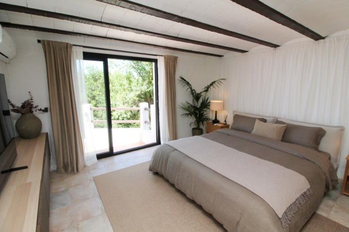 Image No.27-3 Bed Villa / Detached for sale