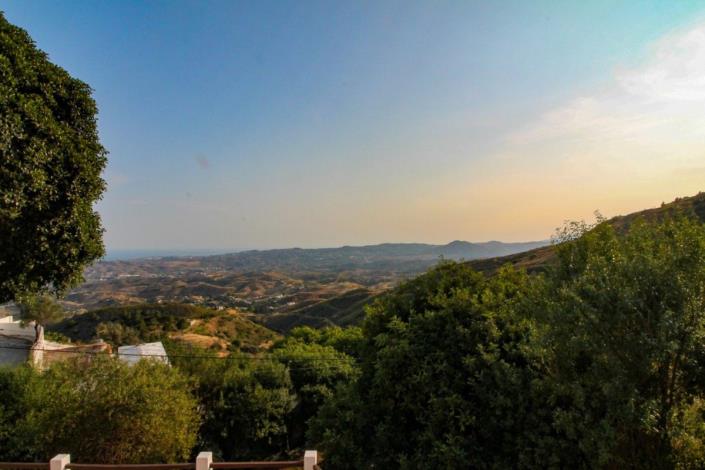 Image No.43-3 Bed Villa / Detached for sale