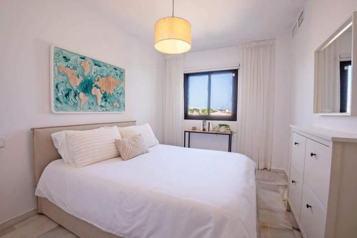 Image No.33-2 Bed Apartment for sale