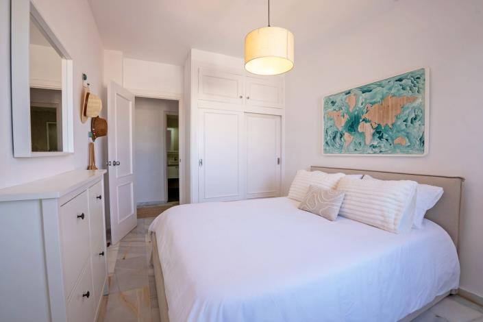 Image No.35-2 Bed Apartment for sale