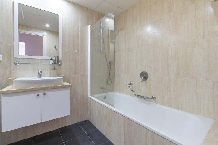 Image No.36-2 Bed Apartment for sale