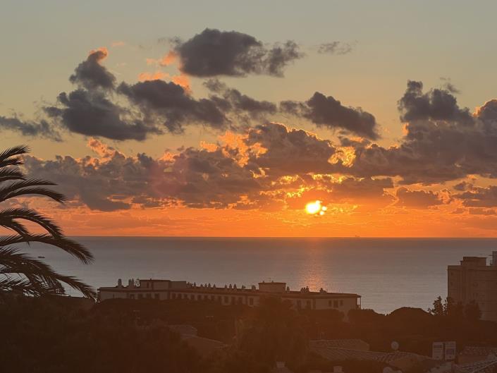 Image No.49-2 Bed Apartment for sale