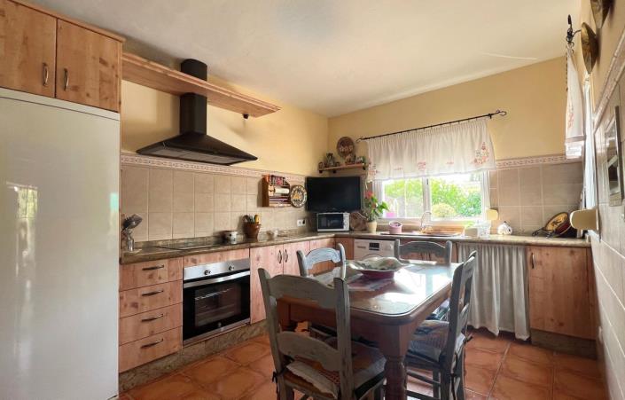 Image No.8-3 Bed Villa for sale