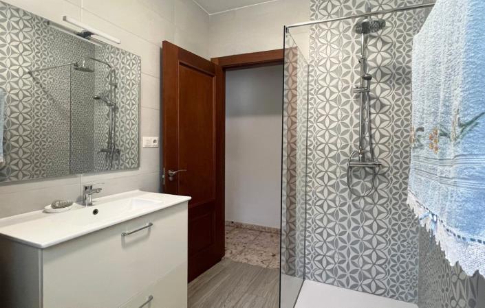 Image No.13-3 Bed Villa for sale