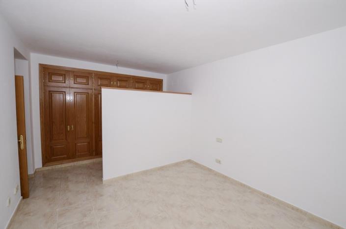 Image No.28-5 Bed House/Villa for sale