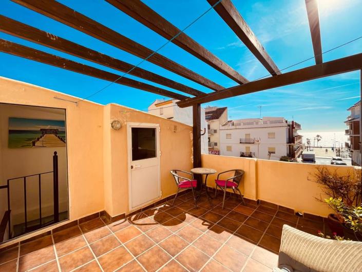 Image No.1-1 Bed Townhouse for sale