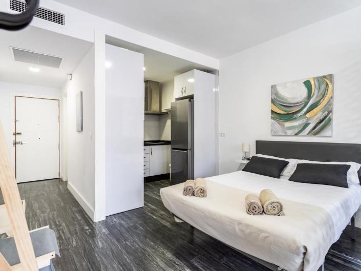 Image No.9-Studio for sale