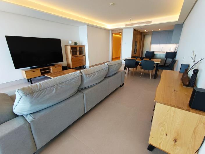 Image No.15-3 Bed Apartment for sale