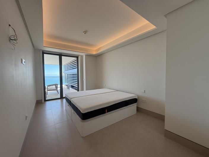 Image No.22-3 Bed Apartment for sale