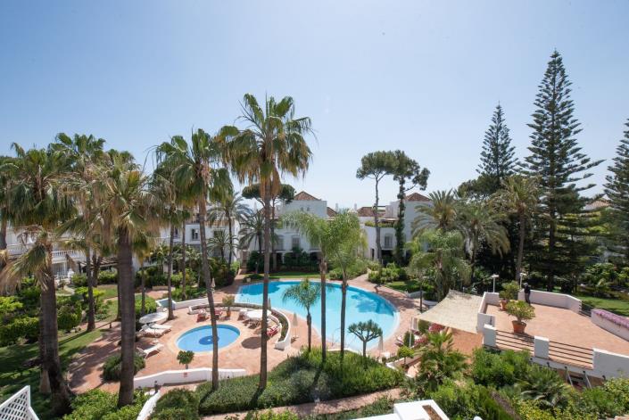 Image No.1-3 Bed Apartment for sale