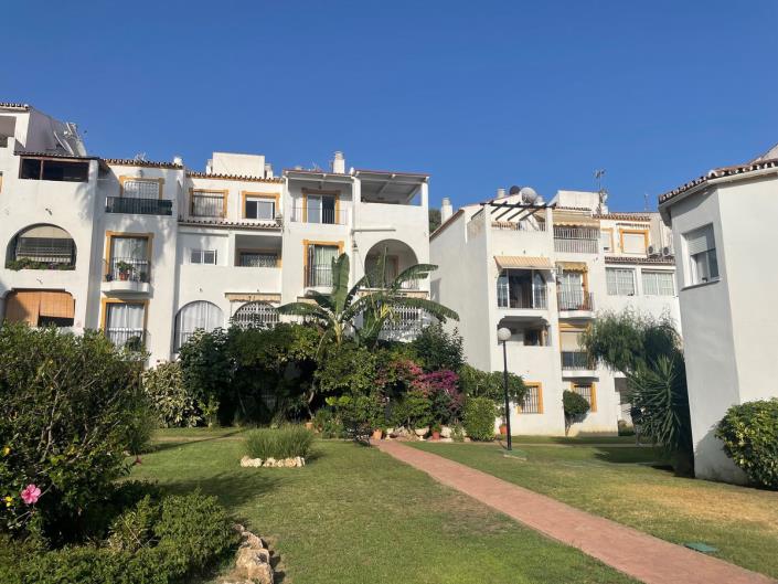 Image No.1-3 Bed Apartment for sale