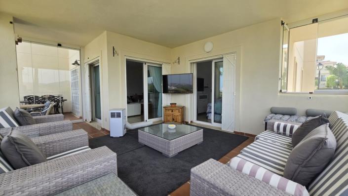 Image No.20-3 Bed Apartment for sale