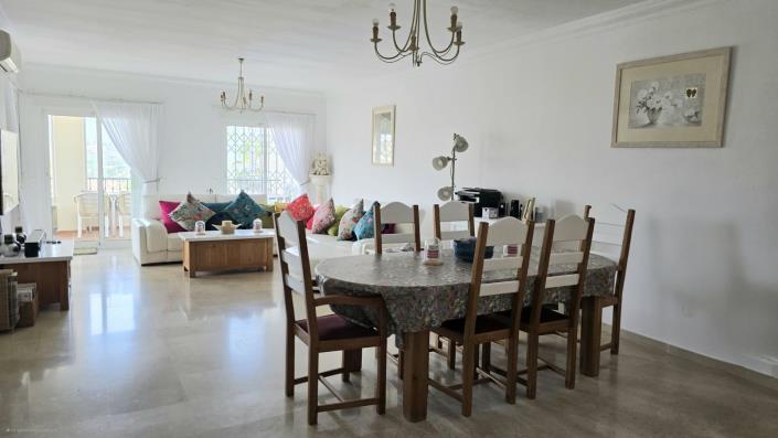 Image No.27-3 Bed Apartment for sale