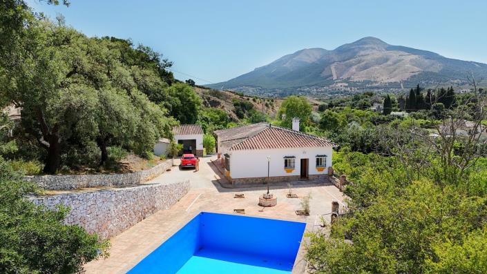 Image No.3-3 Bed Villa / Detached for sale