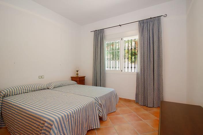 Image No.28-3 Bed Villa / Detached for sale