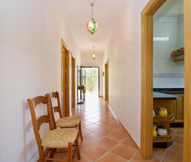 Image No.36-3 Bed Villa / Detached for sale