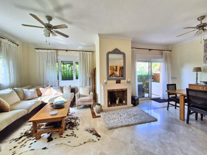 Image No.6-3 Bed House for sale