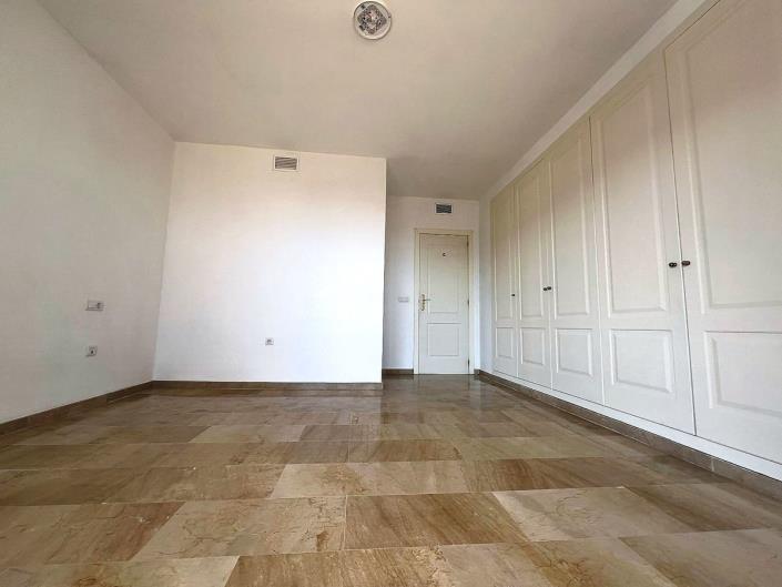 Image No.20-2 Bed Apartment for sale