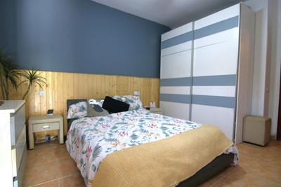 Image No.2-3 Bed Townhouse for sale