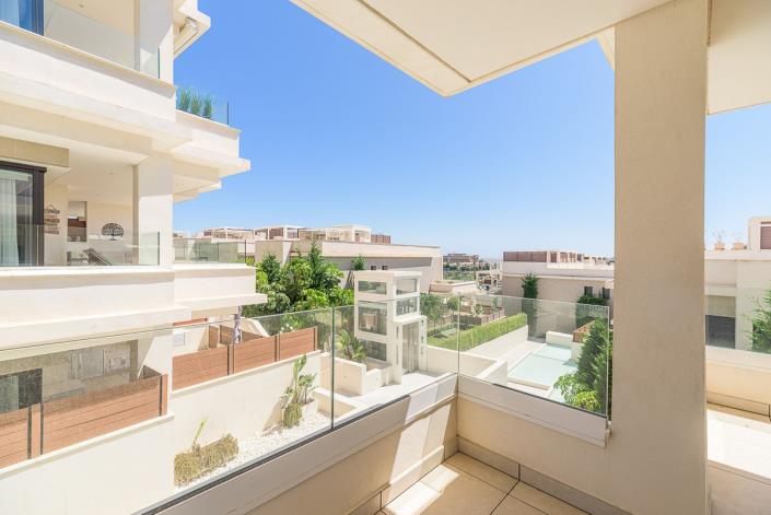 Image No.1-3 Bed Apartment for sale