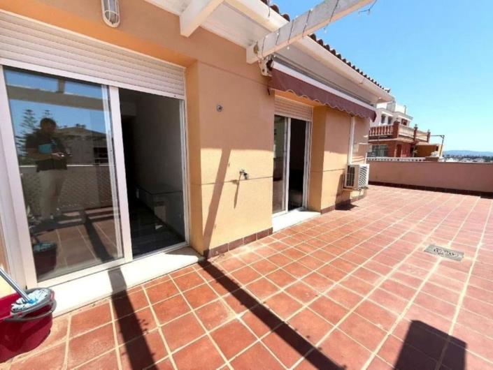Image No.1-3 Bed Penthouse for sale