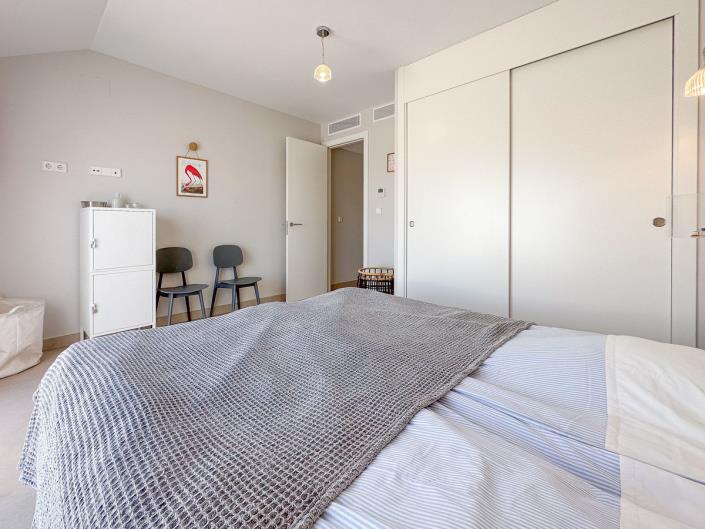 Image No.32-2 Bed Duplex for sale