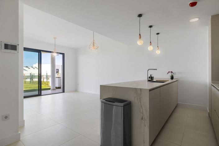 Image No.10-2 Bed Apartment for sale